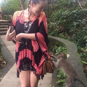 Meet your Posher, Marie